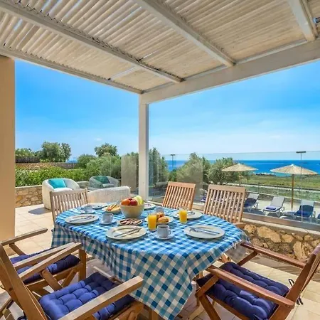 Sleeps 6 Pool Air Con Wifi * Λίνδος